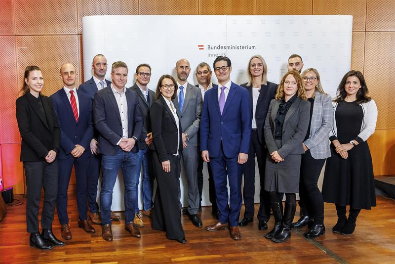 Foto zu Artikel: 19. Rechtsschutztag und 15 Jahre BAK