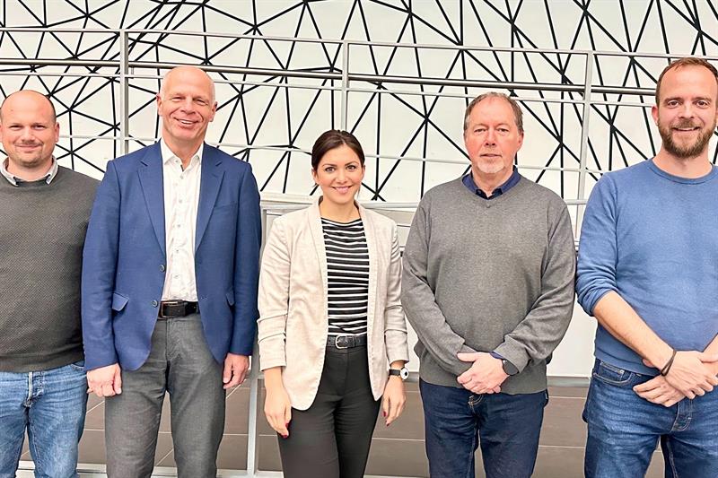 Mitarbeiterinnen und Mitarbeiter vom BAK und vom LKA NRW.