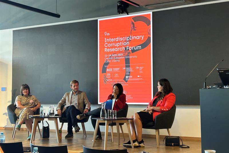 PanellistInnen von li. n. r.: Bianca Kopp, Mathias Huter, Irene Tello Arista, Alexandra Manea