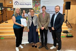 Direktion der Bildungsanstalt für Elementarpädagogik Maria Regina und Mitarbeiter des BAK.
