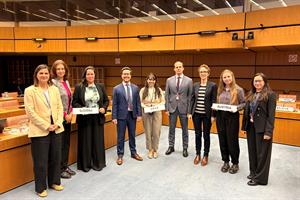 Group photo delegation.