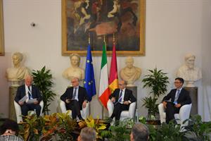 Foto Panel.